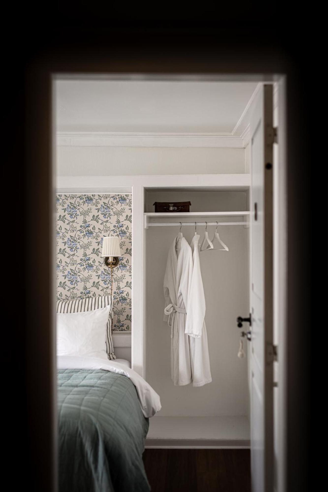 Arnfeldt Hotel Ærøskøbing Exteriör bild