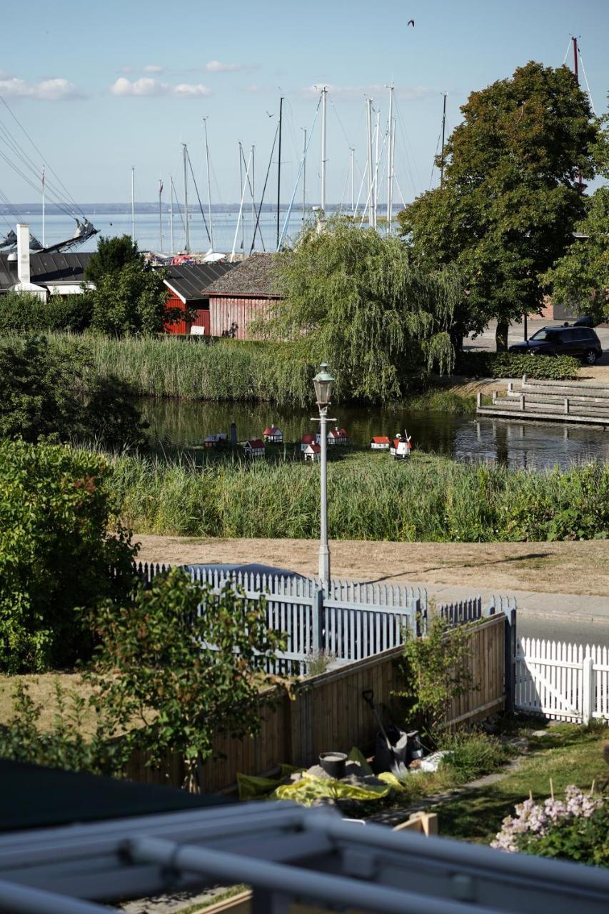 Arnfeldt Hotel Ærøskøbing Exteriör bild